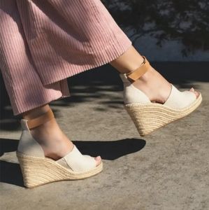Toms Wedge Sandals